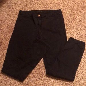 Black skinny jeans